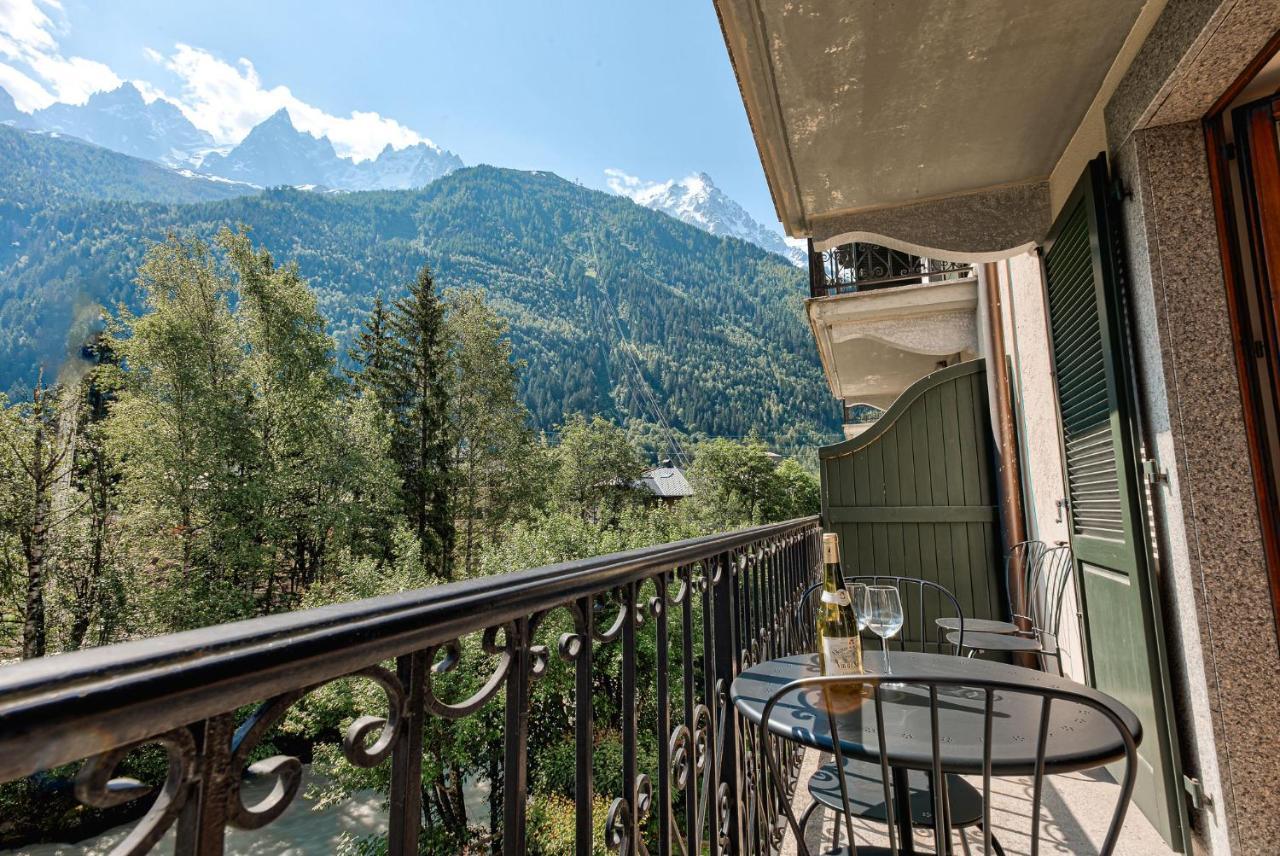Apartment Cosmiques - Alpes Travel - Central Chamonix - Sleeps 4 Extérieur photo